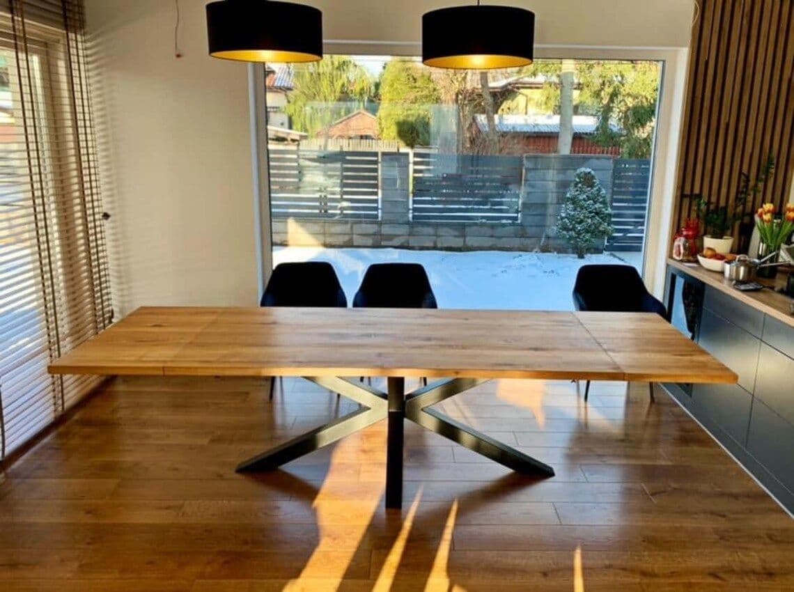 Extendable Solid Oak Kitchen Dining Table With Star Legs