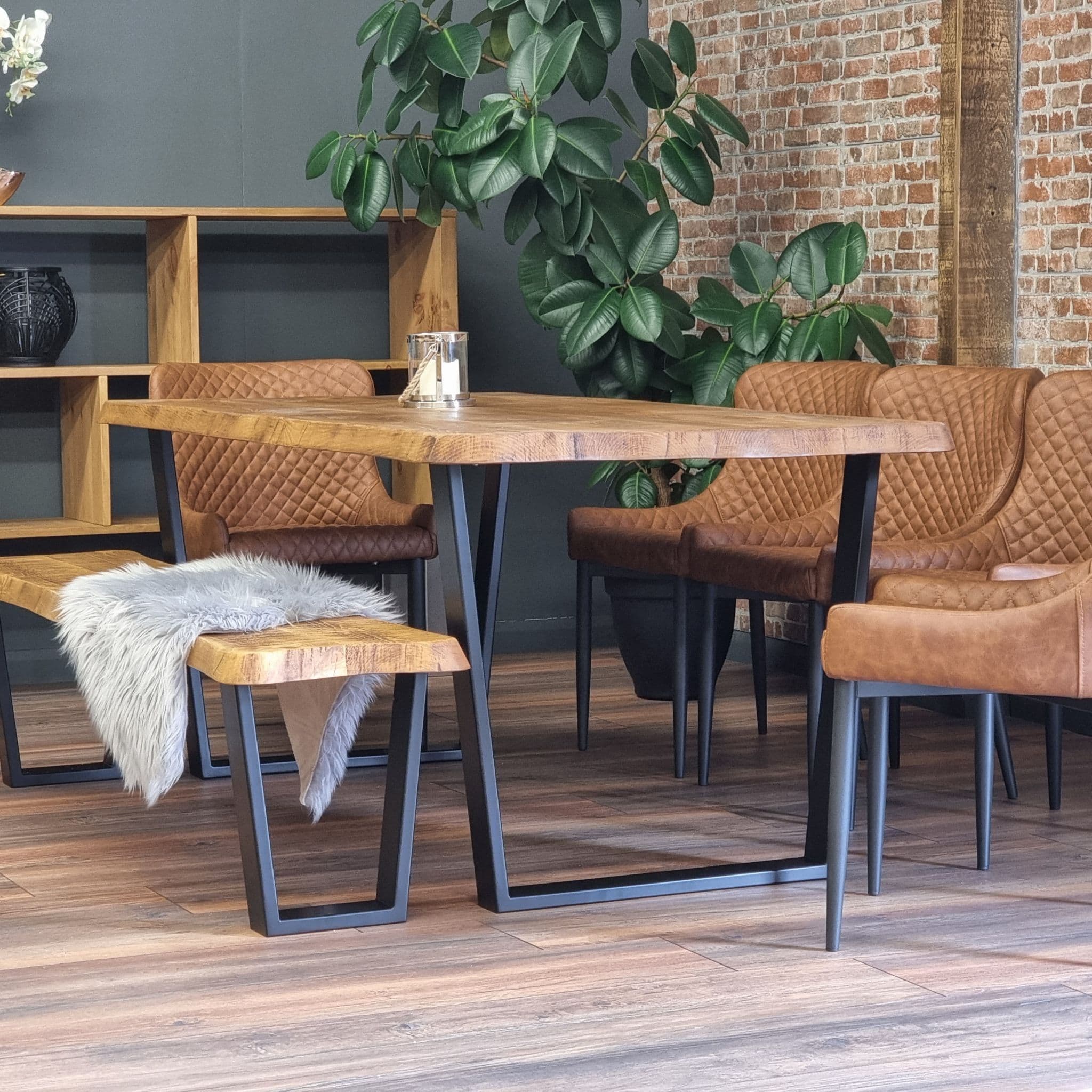 Live Edge Round Corners Dining Table VFRAME LEGS