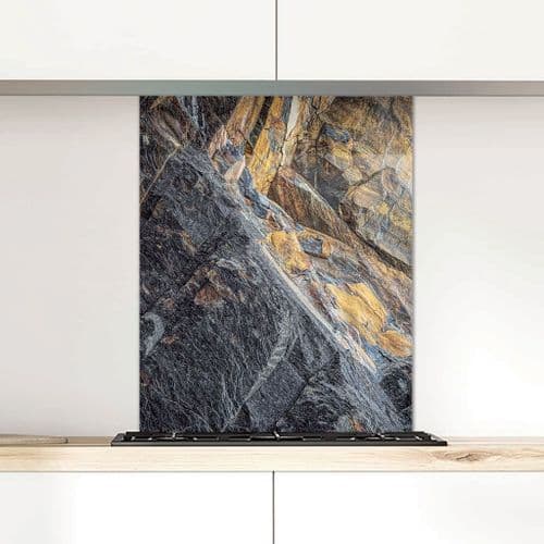 V14T122 / Glass Splashback