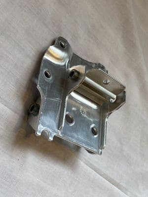 BMW Right Adapter Plate 51117186514 ORIGINAL