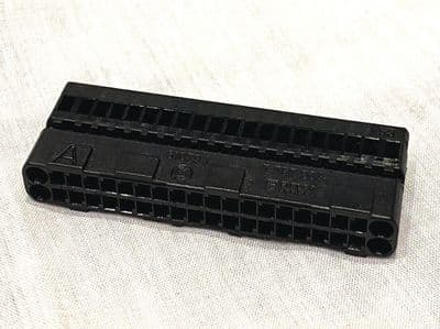 BMW Socket Housing 40-POLIG 12517787204 ORIGINAL