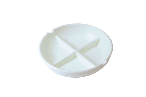 Pack of 10 Paint Pallets with 4 Divisions.   X1024