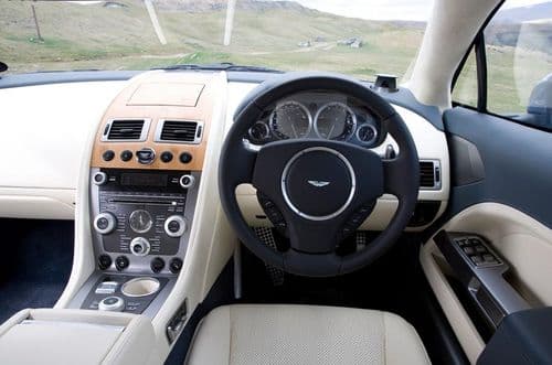 2016 ASTON MARTIN DVD SAT NAV UPDATE DISC