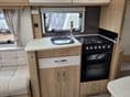 * SALE AGREED * COACHMAN PASTICHE 575 2016 SINGLE AXLE 4 BERTH - TRANSVERSE FIXED ISLAND BED,  AL-KO