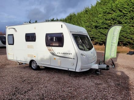 * SALE AGREED * LUNAR CLUBMAN CK 2012 SINGLE AXLE 2 BERTH - MOTOR MOVER, SOLAR PANEL, AL-KO ATC