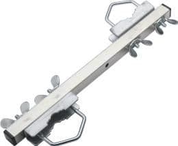 Antenna mast bracket