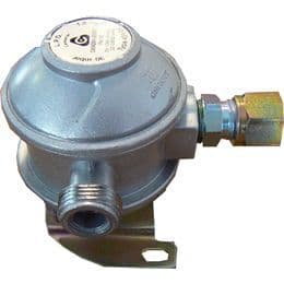 Bulkhead regulator angled 8mm