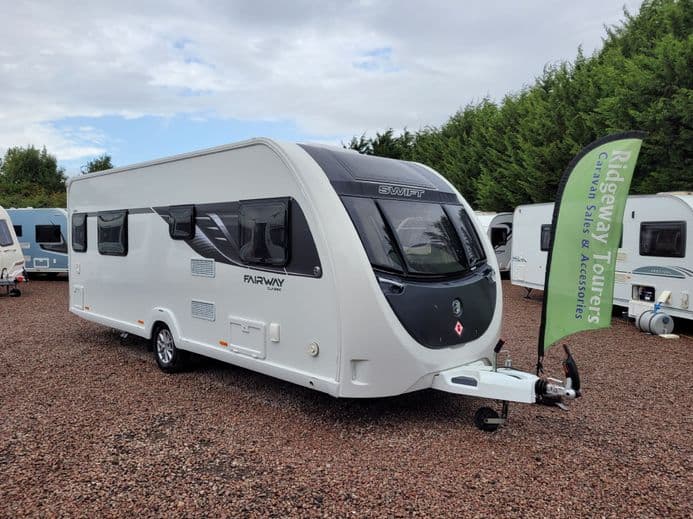 SWIFT FAIRWAY CLASSIC 580 2023 SINGLE AXLE  4 BERTH - FIXED ISLAND BED, SOLAR PANEL, AL-KO ATC