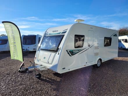 XPLORE 574 2017 LIGHTWEIGHT SINGLE AXLE 4 BERTH - TWIN FIXED BEDS