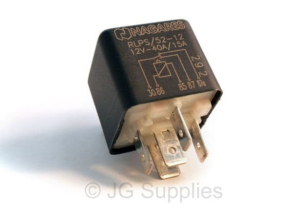 Relay for Volvo 270 & 280 Trim, replaces 87-18211 582472 584416 876037