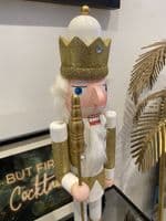 Christmas Nut Cracker Gold 24