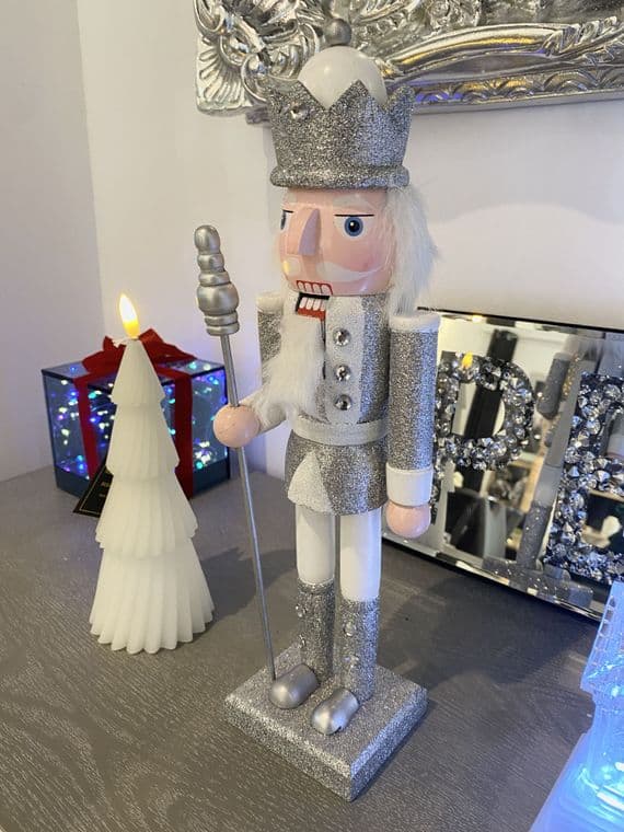 Christmas Nutcracker Silver 15