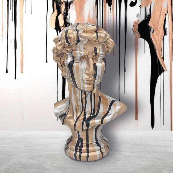 DRIP ART DAVID GOLD STATUE