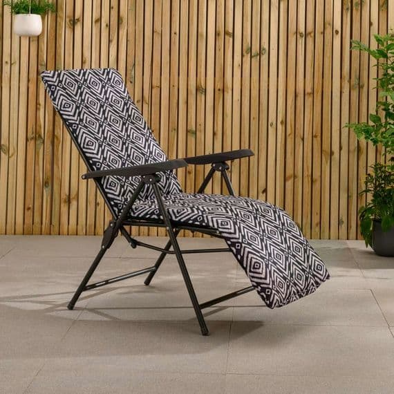 Geo Padded Relaxer – Home Luxe Interior
