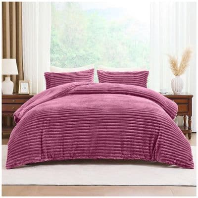 Plush Faux Fur Chunky Ribbed Faux Fur Winter Berry Bedding Duvet Set