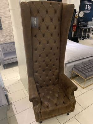 Regents High Back Porter Chair In Brown Rustic Look