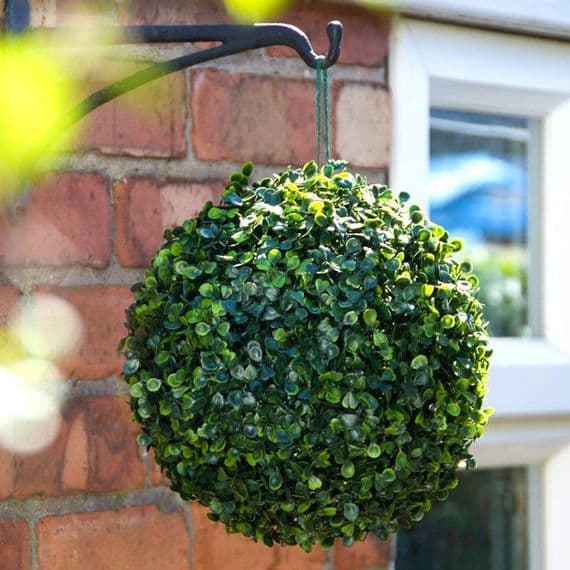 Solar Powered Topiary Ball - White LED 28cm – Home Luxe Interior