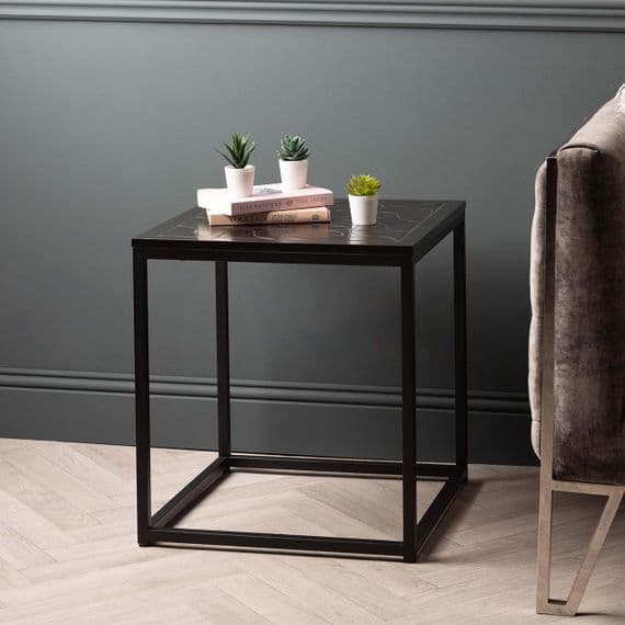 Solenn Design Black End Table