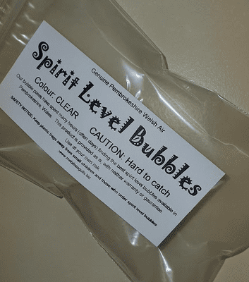 Spirit level bubbles