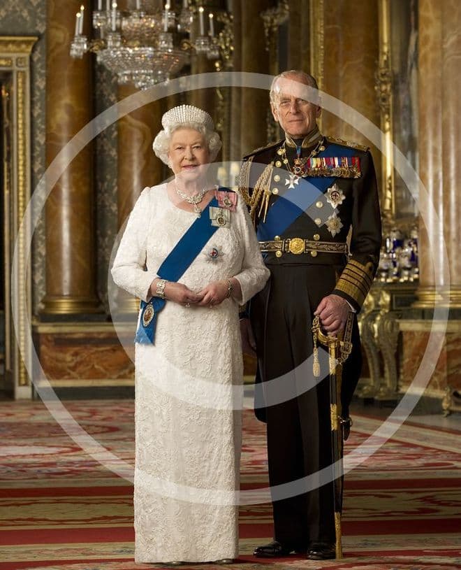 Official Image of The Late Queen Elizabeth II and The Late Duke of Edinburgh in uniform - D5/JC