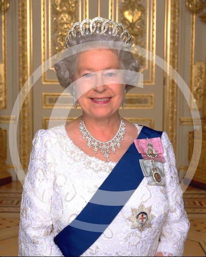 Official image of The Late Queen Elizabeth II - D1/ML