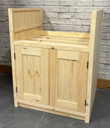 Traditional Style Pine 2 Door 600 Belfast Kitchen Base Unit (Overall width is 670mm)