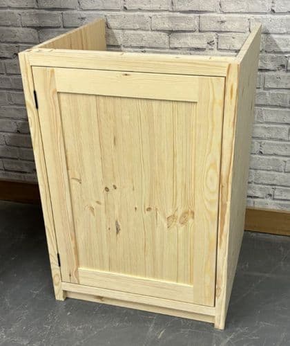 Traditional Style Pine 600mm Wide 1 Door Kitchen Base Unit