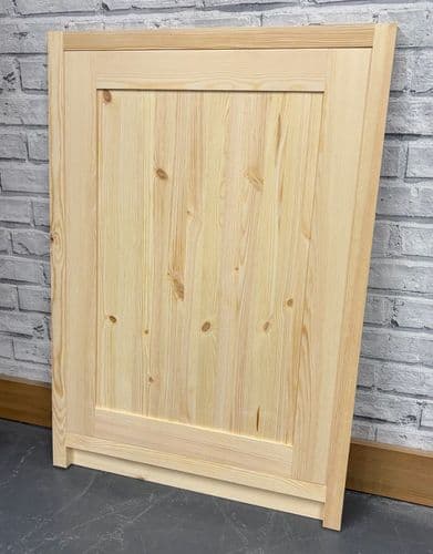 Traditional Style Pine 600mm wide Integrated Appliance Door