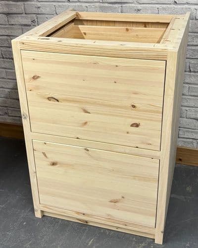 Traditional Style Pine 600mm Wide Pan Drawer Kitchen Base Unit