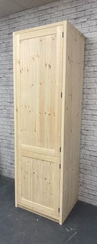 Traditional Style Pine 650mm Wide Fridge Freezer Kitchen Larder Unit (70/30 Split)