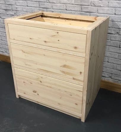 Traditional Style Pine 800mm Wide 3 Drawer Ascending Kitchen Base Unit