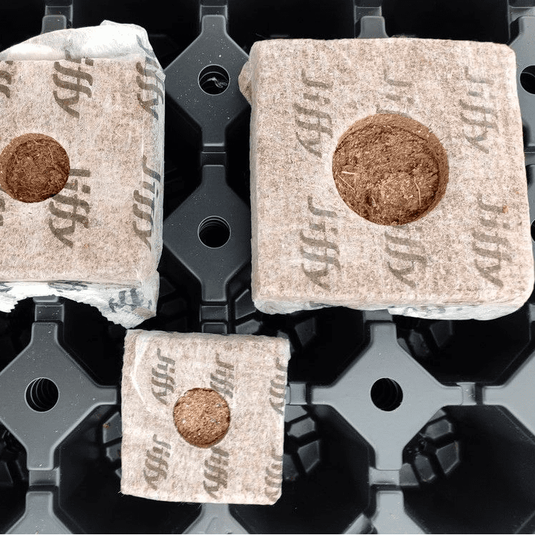 Terreau de coco Terreau de fibres de coco Pressé en bloc 5 kg - Jardin Terreau de coco Terreau de fibres de coco Pressé en bloc 5 kg - Jardin