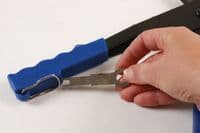 Laser 0217 Standard Riveter With 30 Rivets