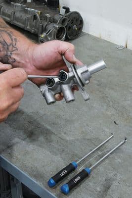 Laser Tools 9033 Seal Pick Tool Set 3 Piece 6mm Wide Remove Oil Seal & O rings 250mm Long