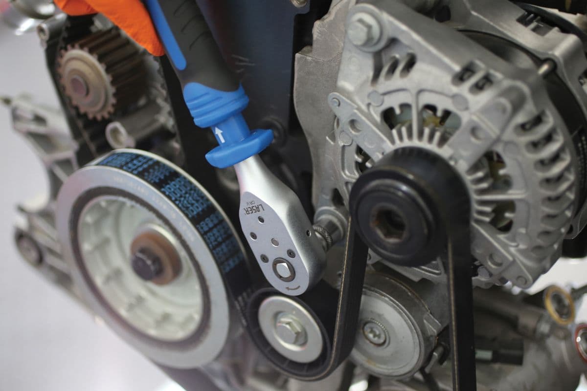 Brand new condition, fast delivery! - Laser 7673 24 Piece Shock Absorber & Macpherson Strut Tool Kit 