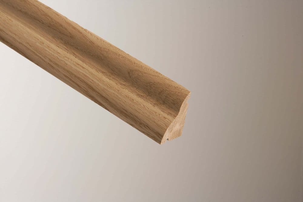Cheshire Mouldings Oak Weather Bar 900mm