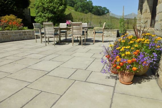 3.0m x 3,0m Olde Yorke Paving Antique Green