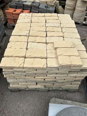 Brick Sets Buff 200x100x38