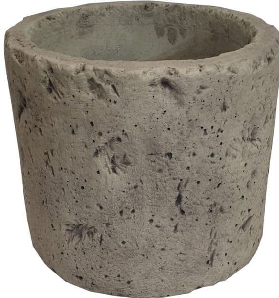 Medium Round Planter ( collected price )
