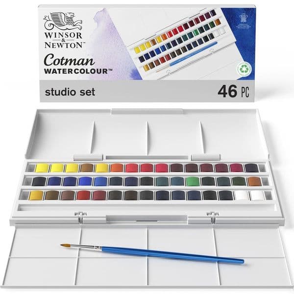 Winsor and Newton Cotman 45 Half Pan Watercolour Set
