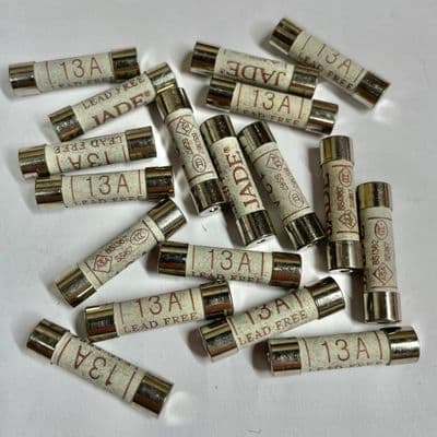 10 X 13 Amp Household Plug Top Domestic Fuse