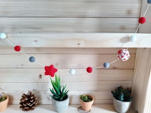 100% Wool felt Christmas garland kit
