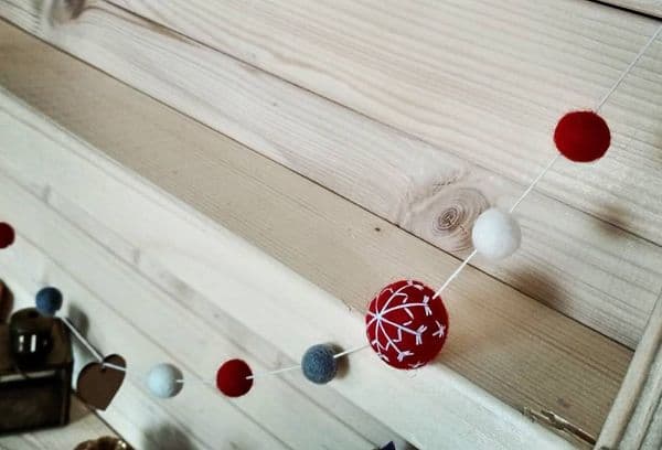 100% Wool felt Christmas garland kit