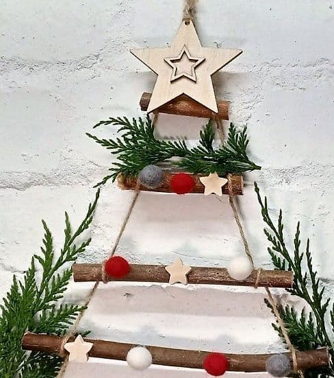 35cm Hanging wooden ladder Christmas tree kit