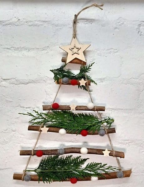 35cm Hanging wooden ladder Christmas tree kit