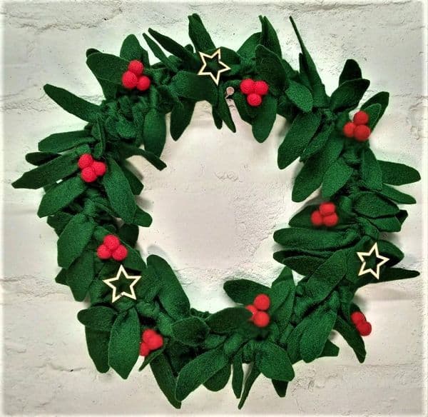 Felt Holly Wreath kit 35cm