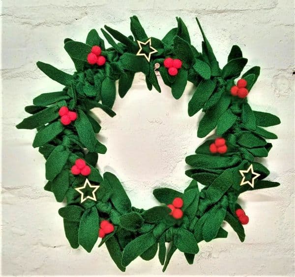 Felt Holly Wreath kit 35cm