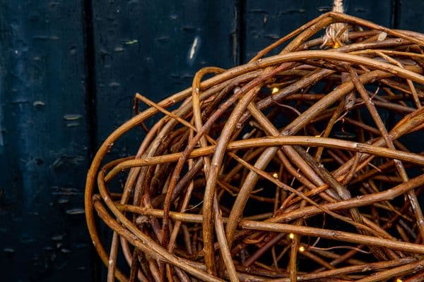 Willow star & ball kit (plus extra willow + fairy lights)