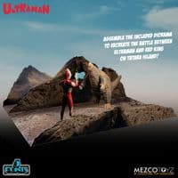 Mezco 5 Points Ultraman and Red King Action Figure Set - INSTOCK