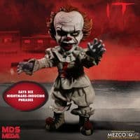 Mezco Toyz IT 2017 MDS Mega Scale 15